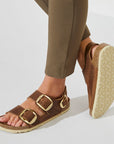 1024067 Milano Big Buckle Cognac Oil Woman