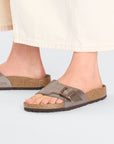 1026622 Catalina Graceful Taupe Woman