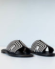 S5-6935 Ciabattine Perline Black and White