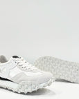 DS5-1470 IMPACT Running White Woman