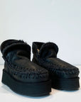 W4-MINI ESKIMO Platform Boot Cracked Black