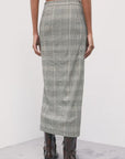 W6-8G0050 Gonna Lunga Zip Brown Check