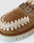 W5-Bounce Clog Metal Logo Cognac