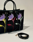 W6-3008 ATENA ESSENCE Black Flower
