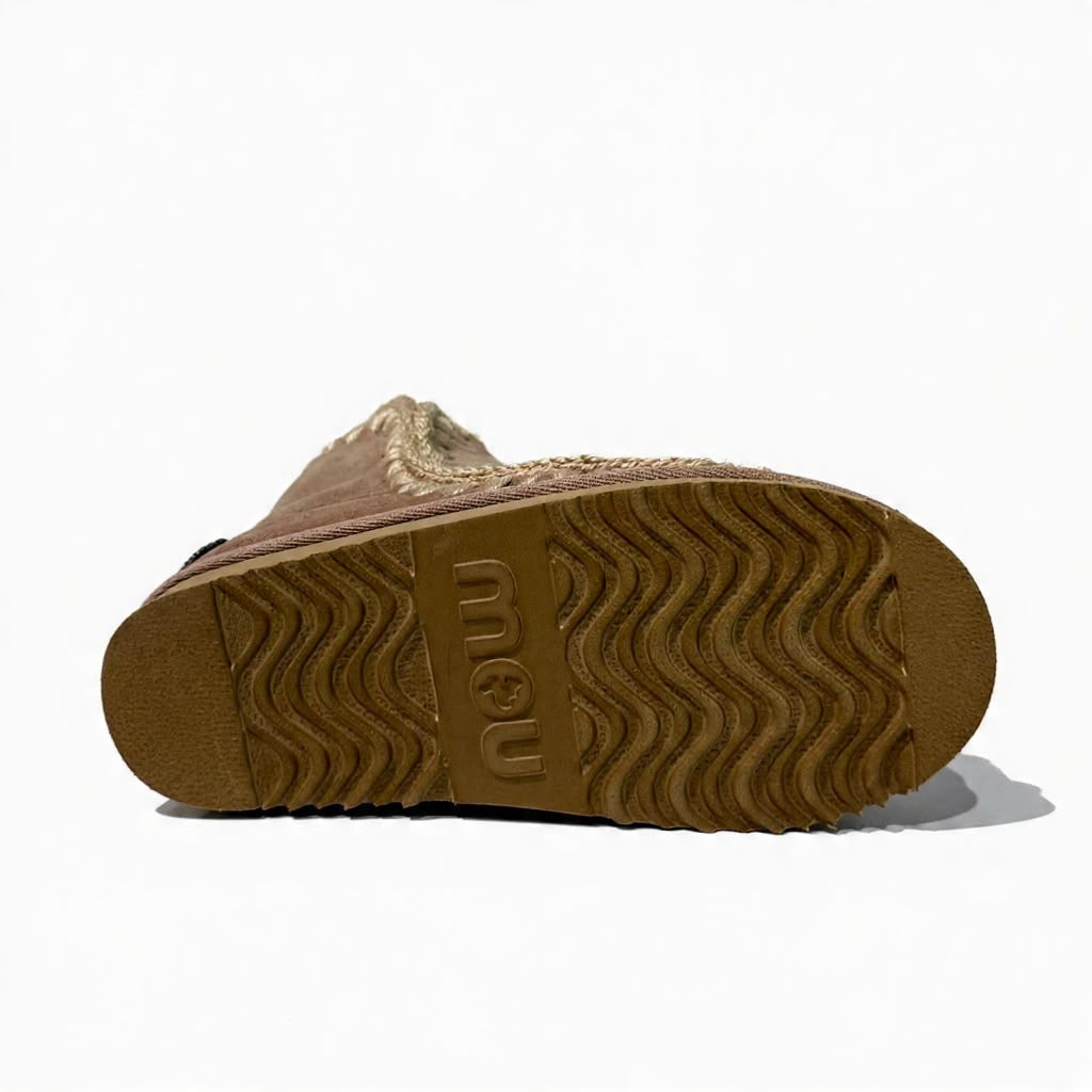 W6-Eskimo 18 Glitter Logo Camel
