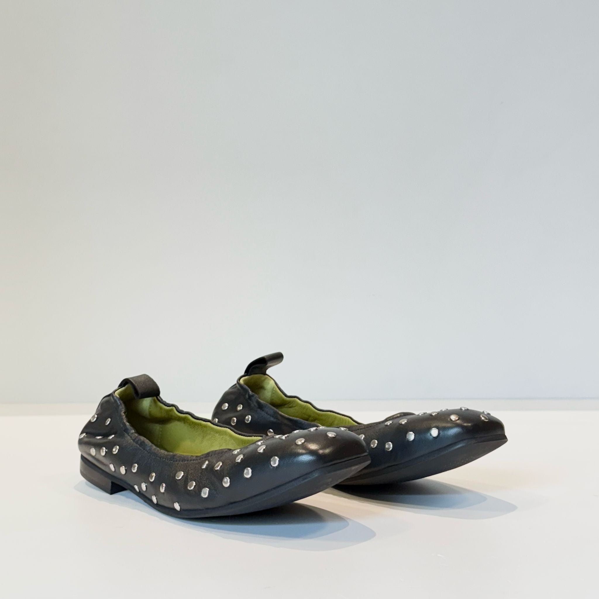 S5-9225 Ballerina Borchie Nera