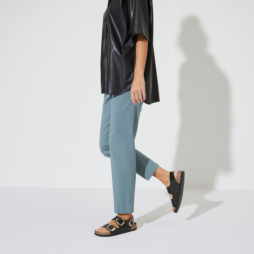 1024211 Milano Big Buckle Shine Black Woman