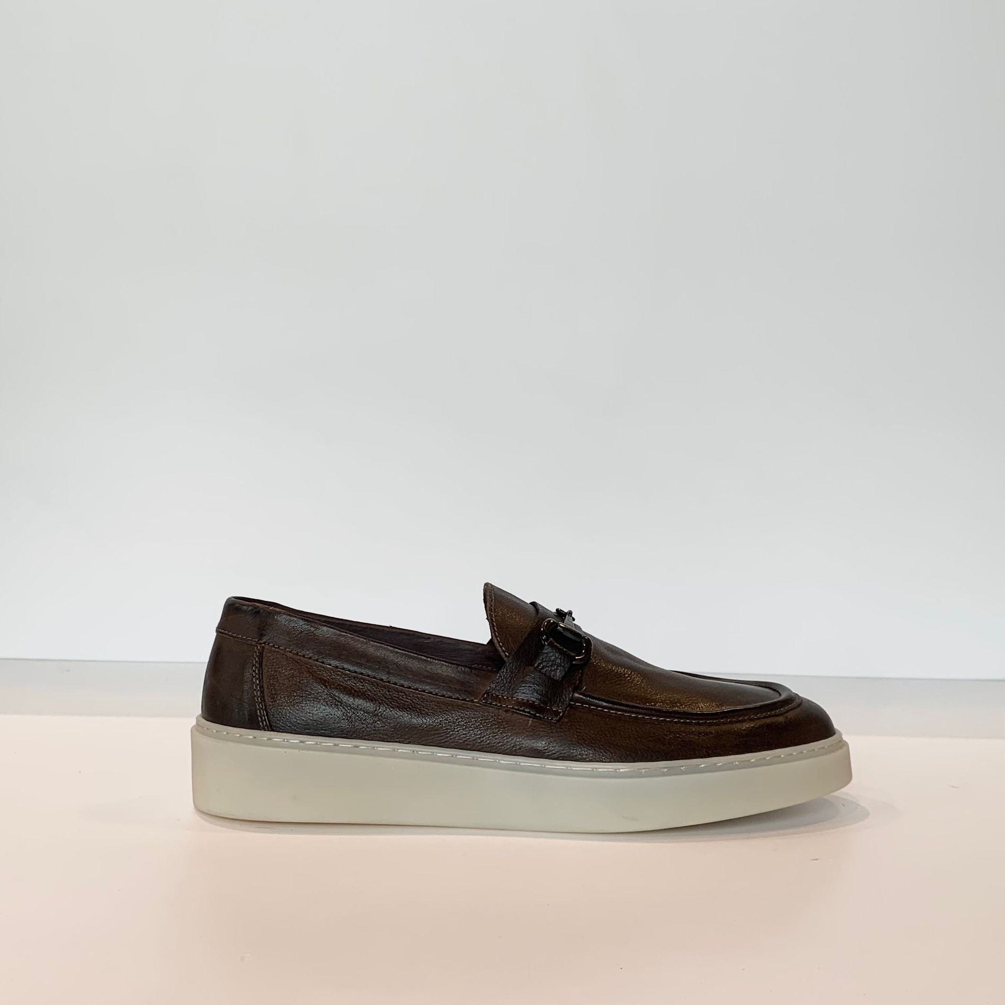 S4-209 Mocassino Fibbia Brandy Man