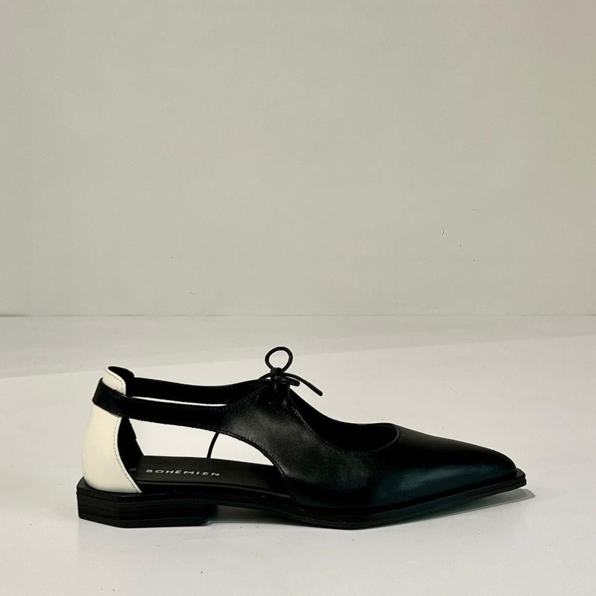 S6-P24-1 Scarpa Aperta Nero Latte