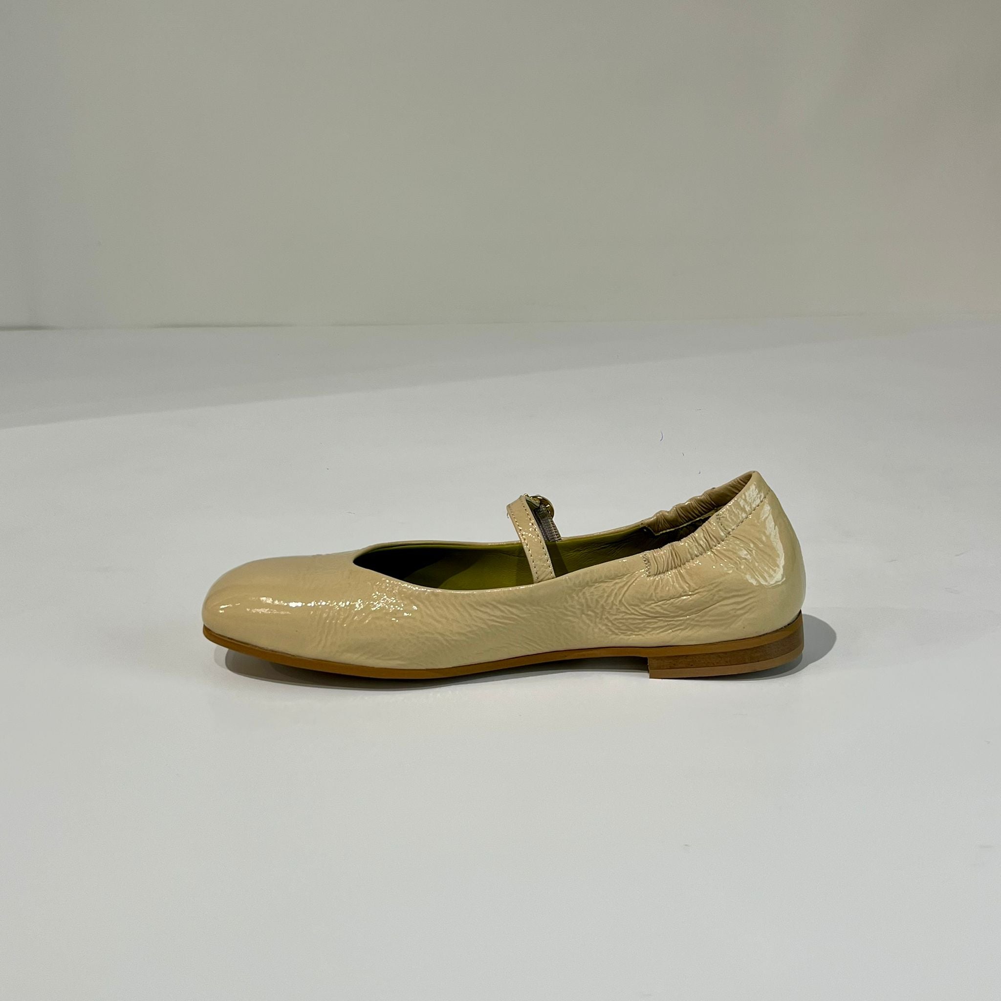 S6-9201 BEBE' Vernice Ecrù