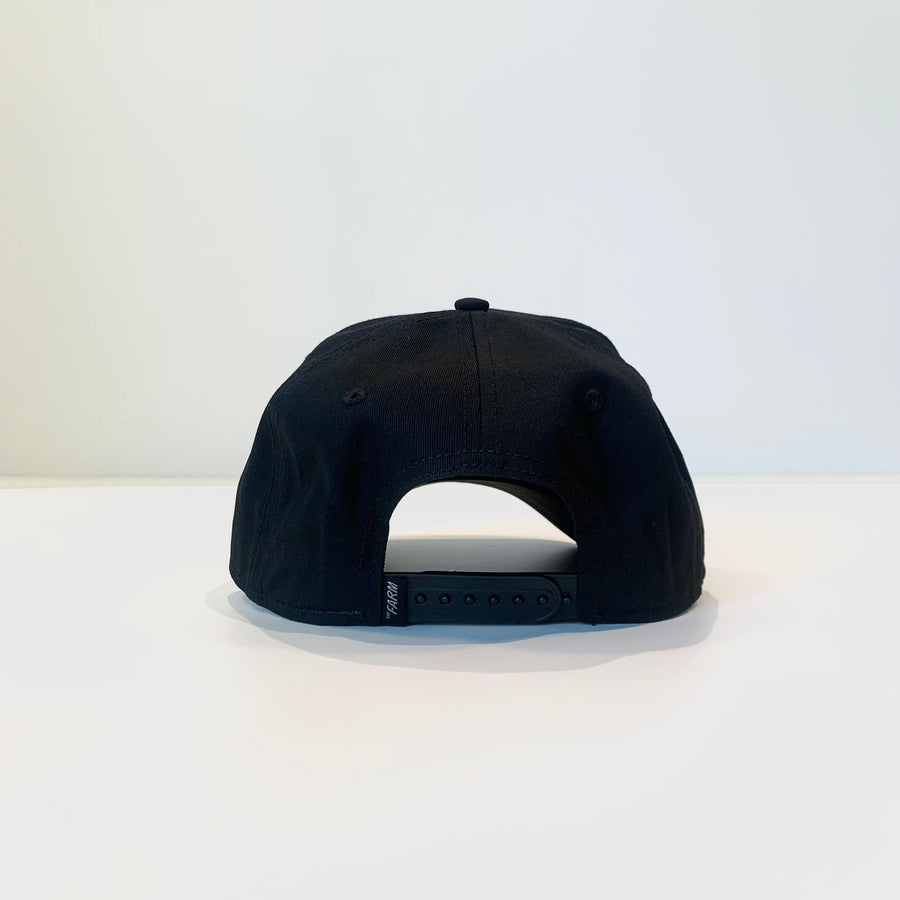 Cappello Canvas The Panther Black