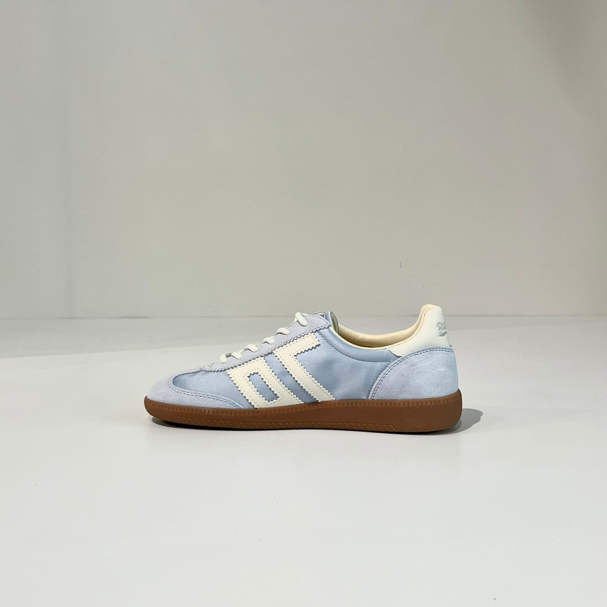 DS6-GHOST Satin 113 Sky Woman