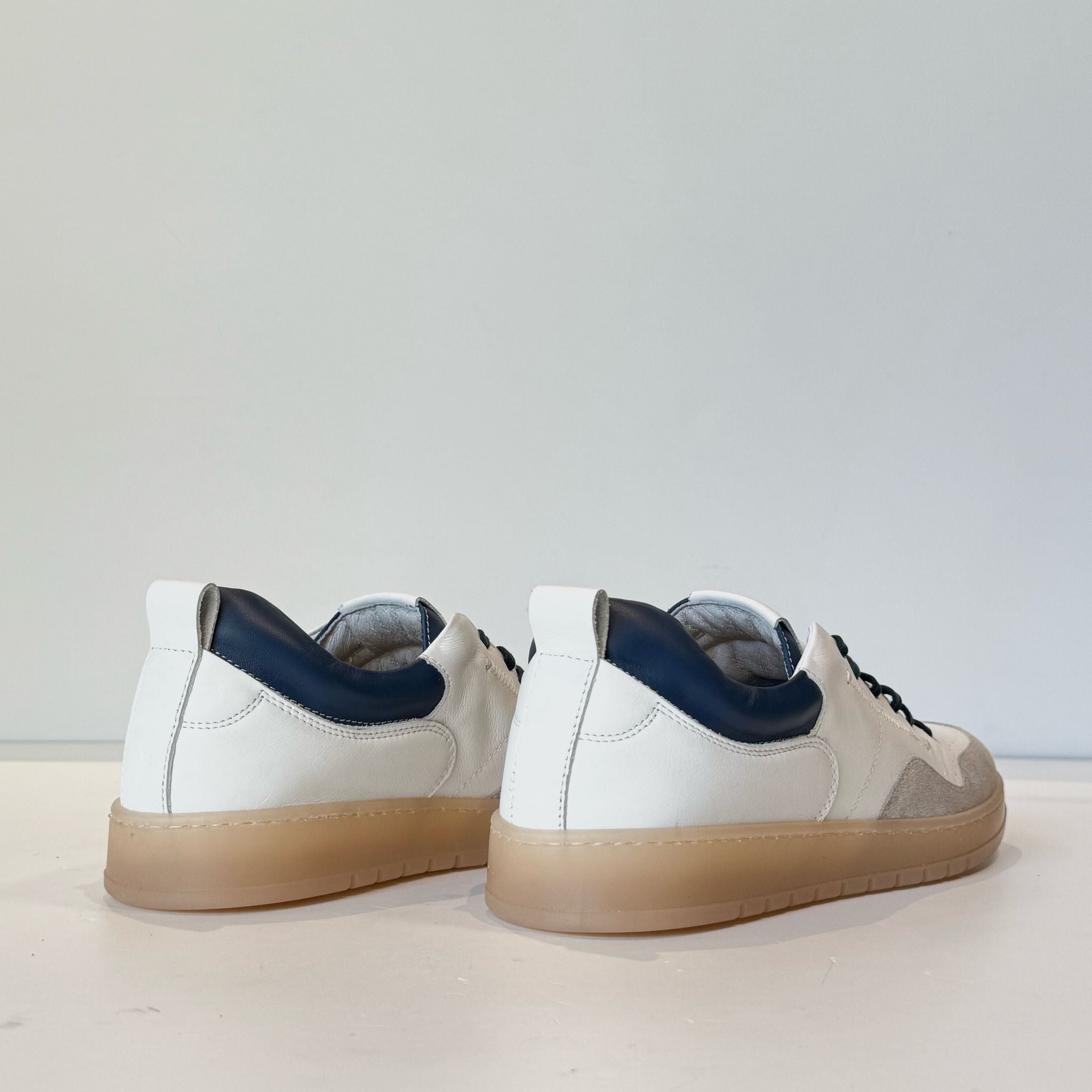 S5-23611 Sneaker Pelle/Suede Bianco/Blu Man