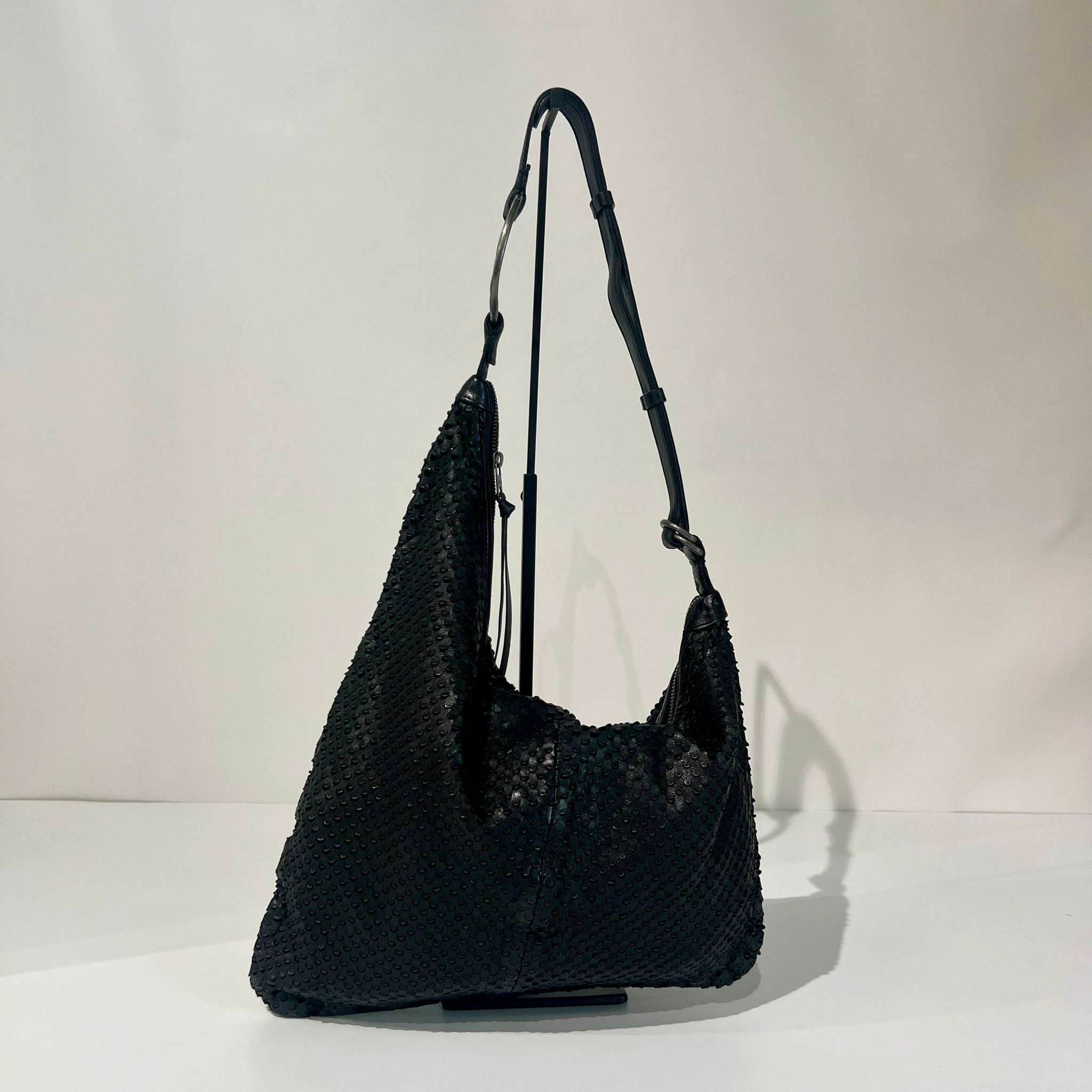 S6-1001 Borsa Tracolla Laserata Black 047