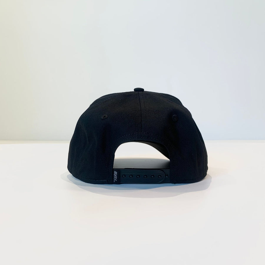 Cappello Canvas The Alpha Dog Black