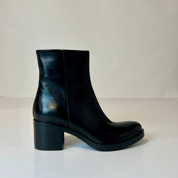 W5-9515 Tronchetto Zip Glove Nero