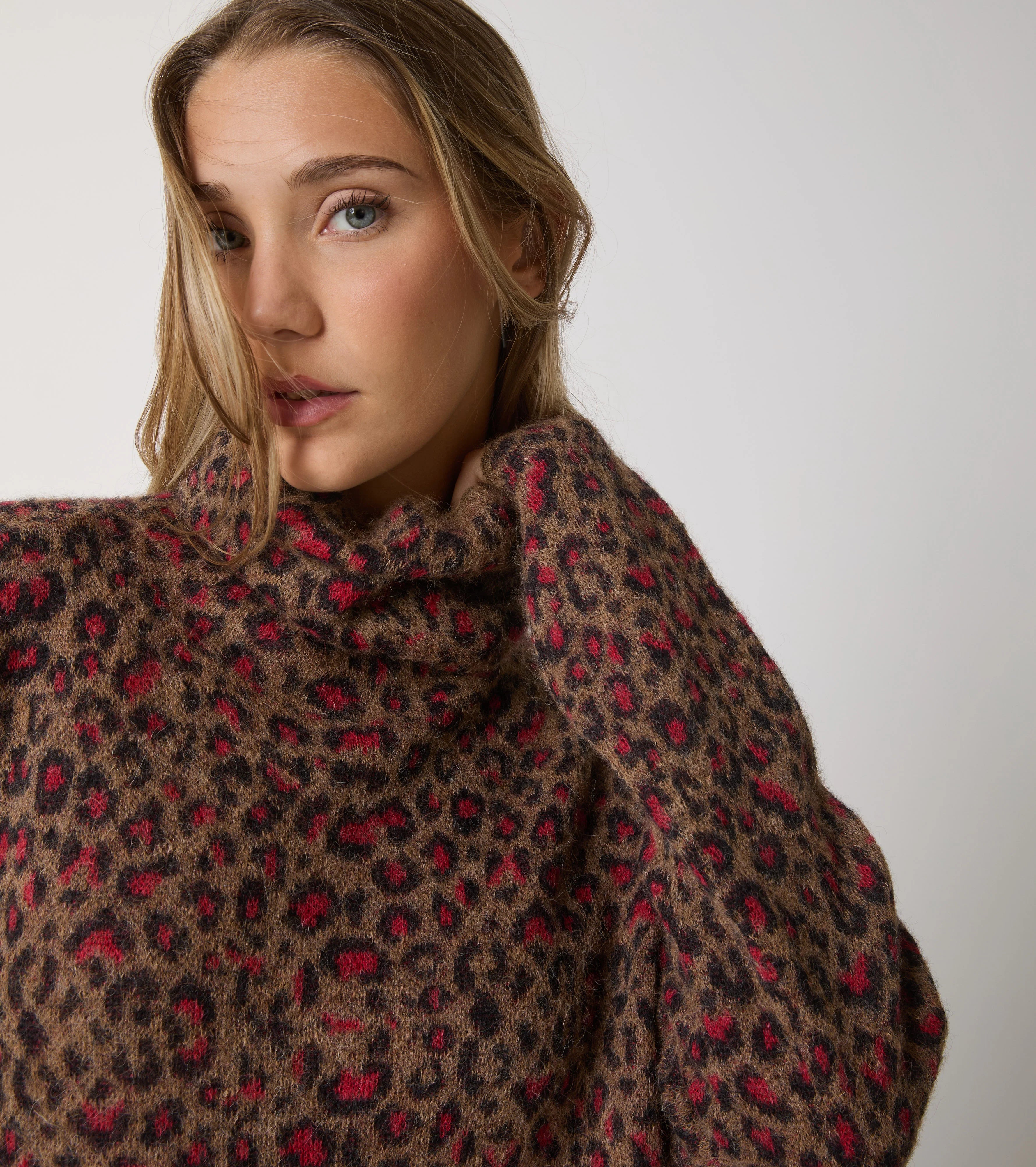 W5-13001 Abito in Filato Alpaca Stampa Animalier