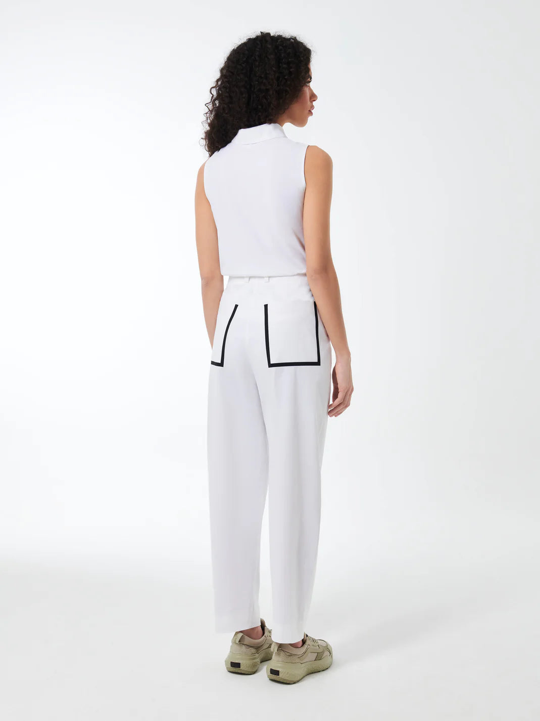 DS5-706 Polo Oxford Sleeveless White Woman