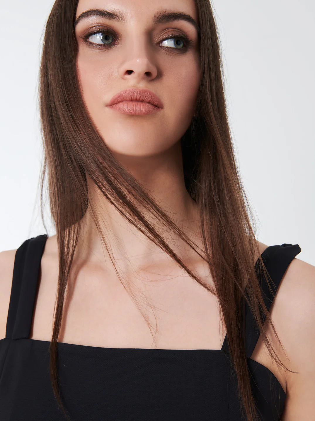 DS5-801 Abito Oxford Vest Black Woman