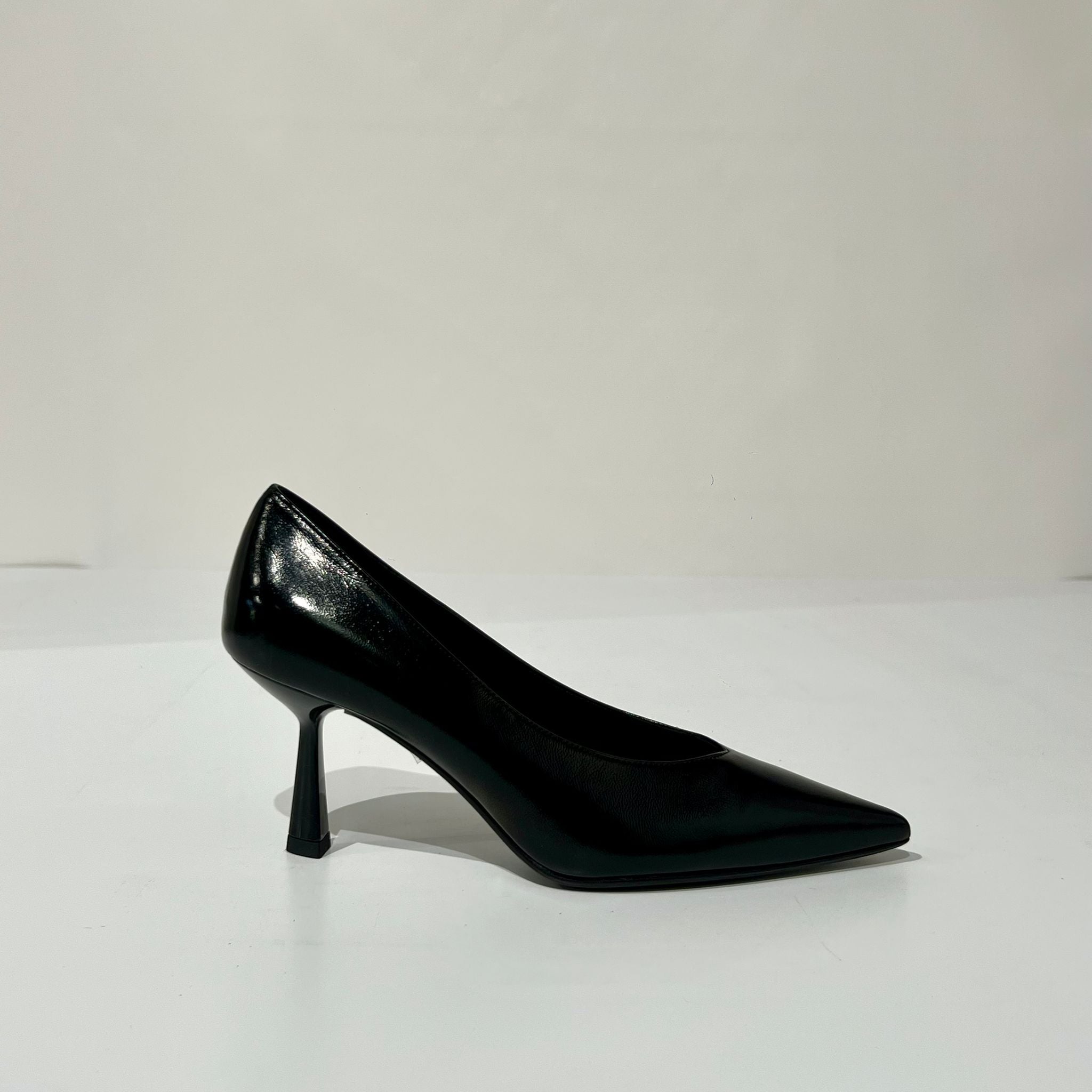 W5-2721 Decolletè Pelle Lucida Nero