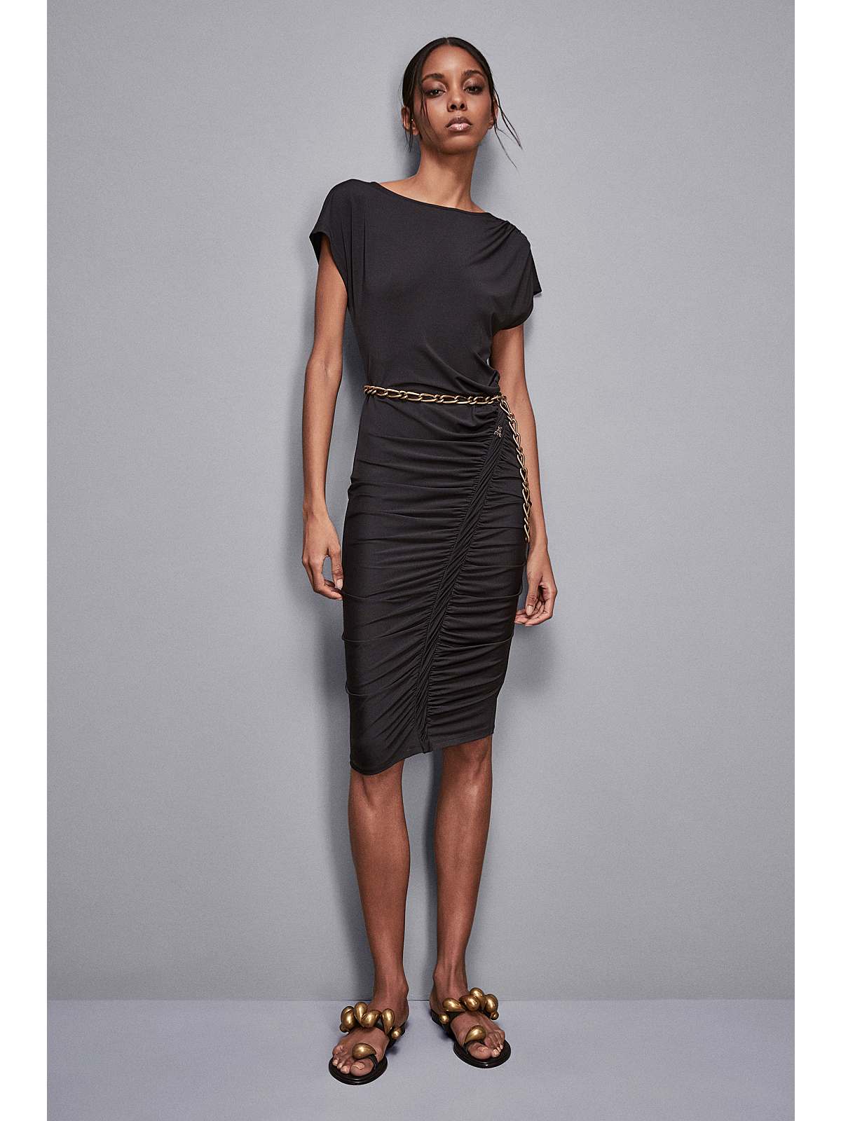 S5-2A2871 Abito Midi con Arriccio Nero