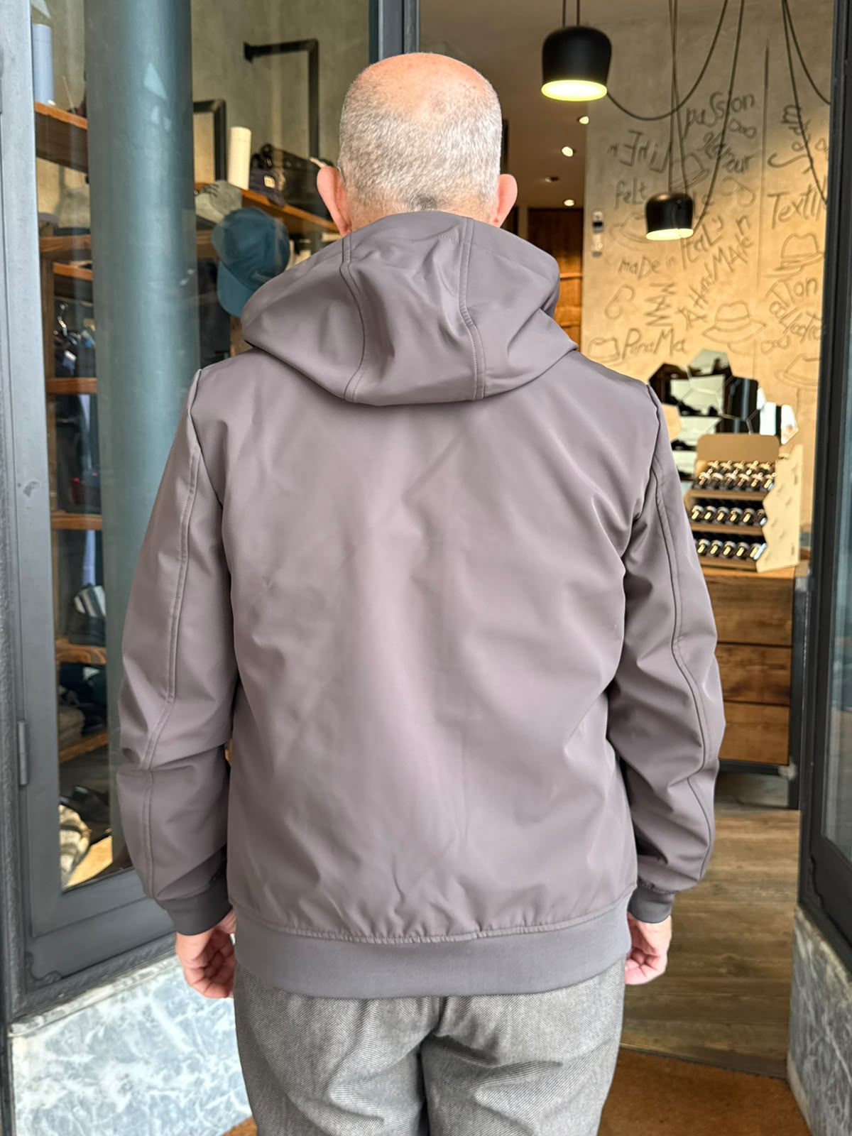 W6-0001 Giubbino Tech Moro Man