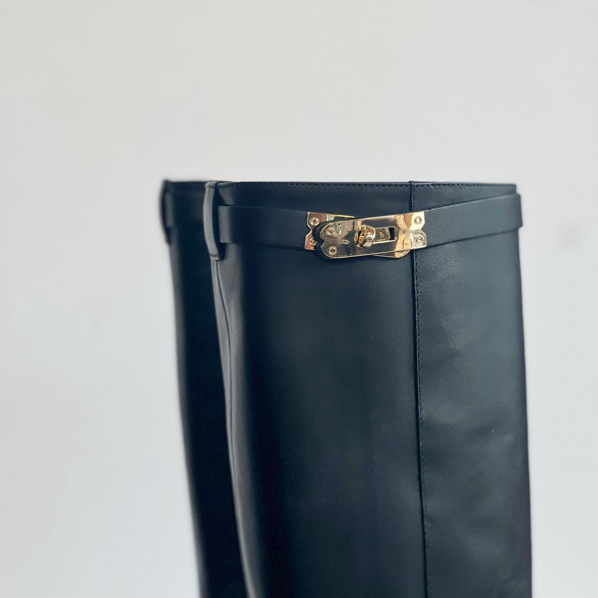 W5-T38H Stivale Zeppa Interna Accessorio HERM Vitello Nero