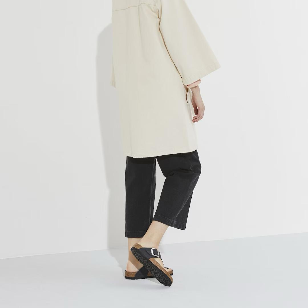 1023334 Gizeh BigBuckle Black OIL Woman