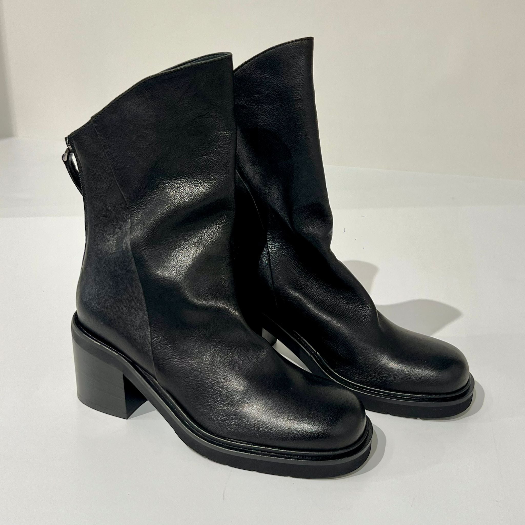 W5-A500 Polacco Arricciato Nero