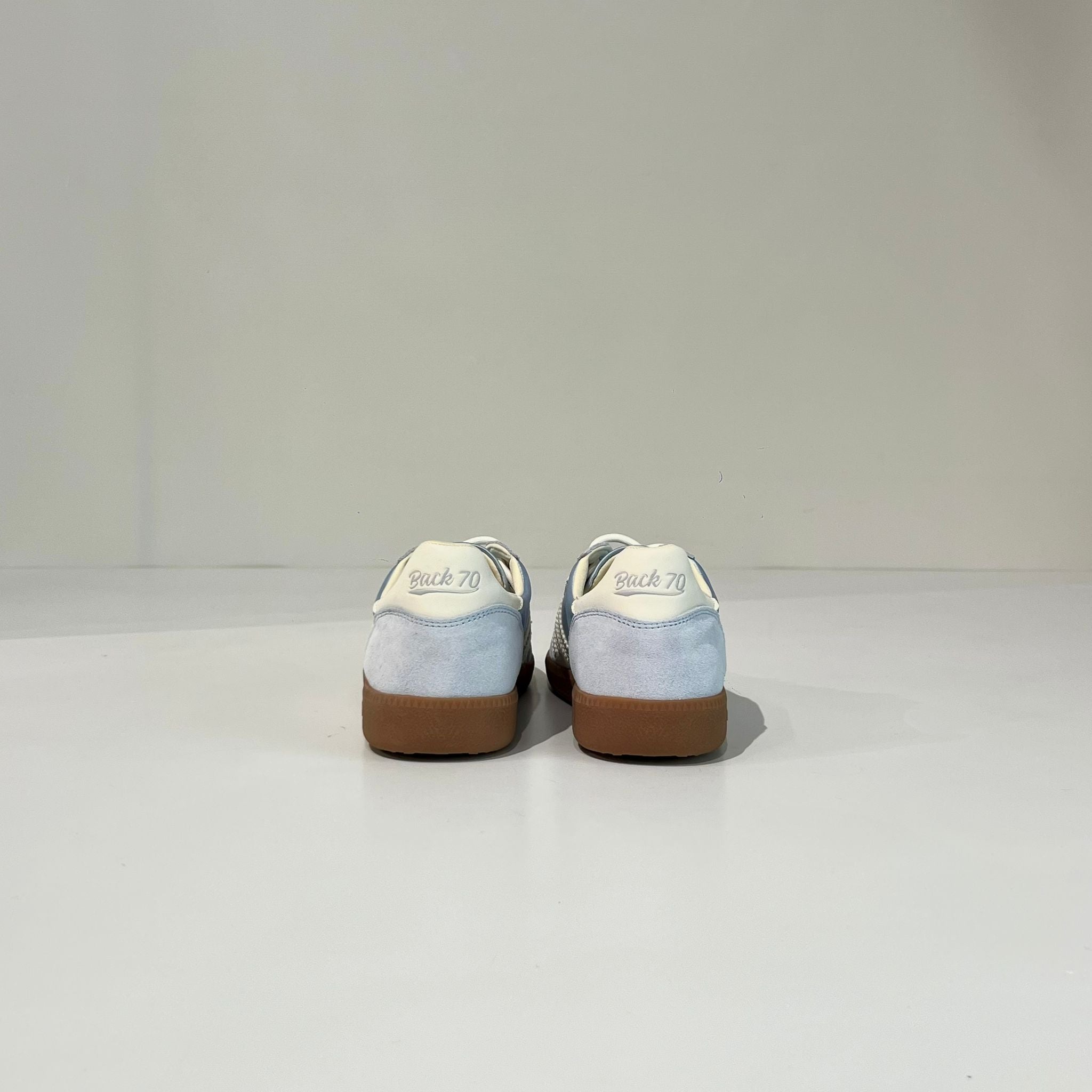 DS6-GHOST Satin 113 Sky Woman