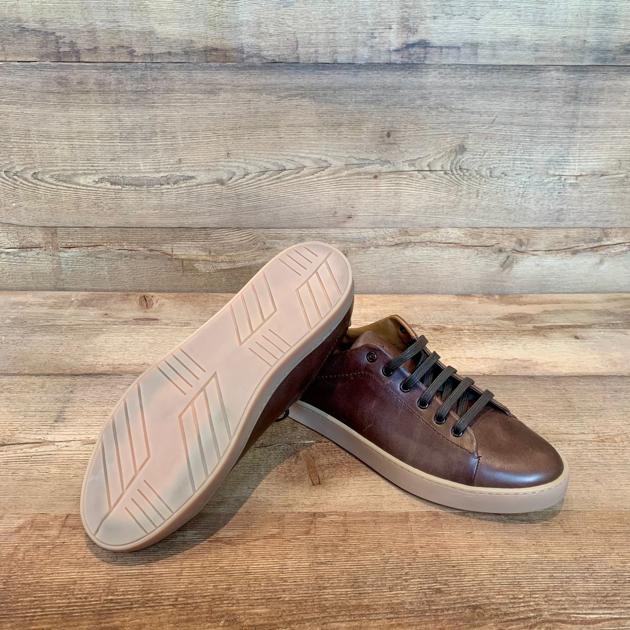 W-U1961 Scarpa Ginnica Coffee Man