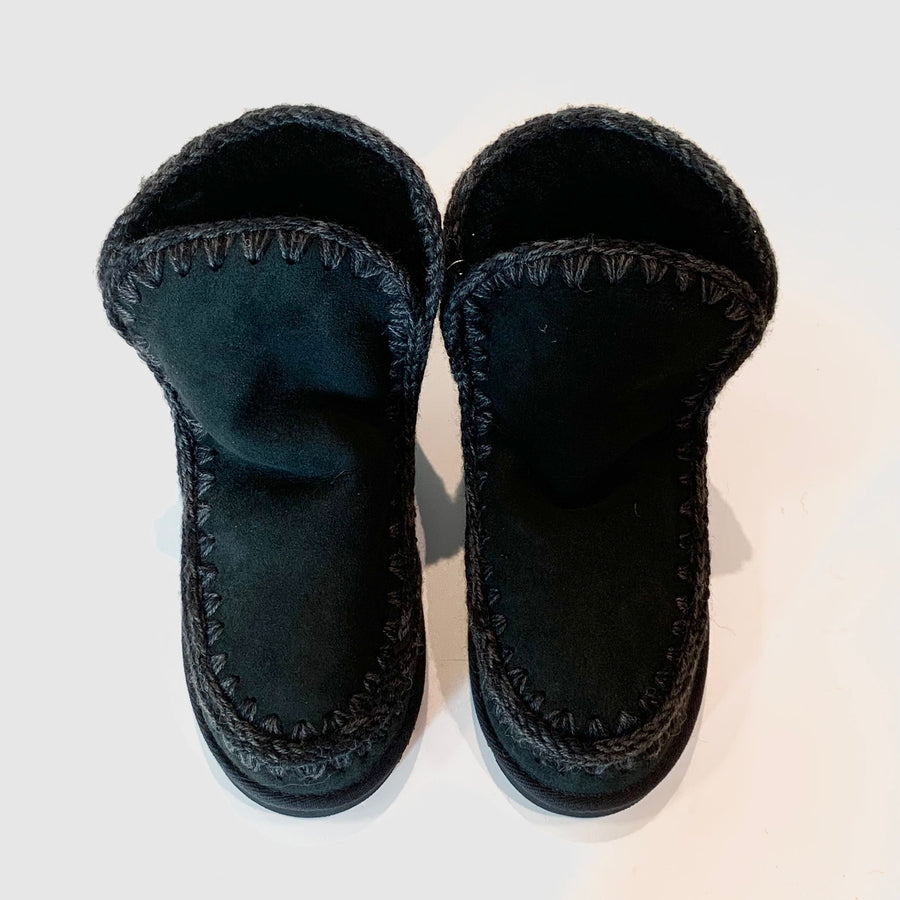 W4-Eskimo 18 Glitter Logo Black