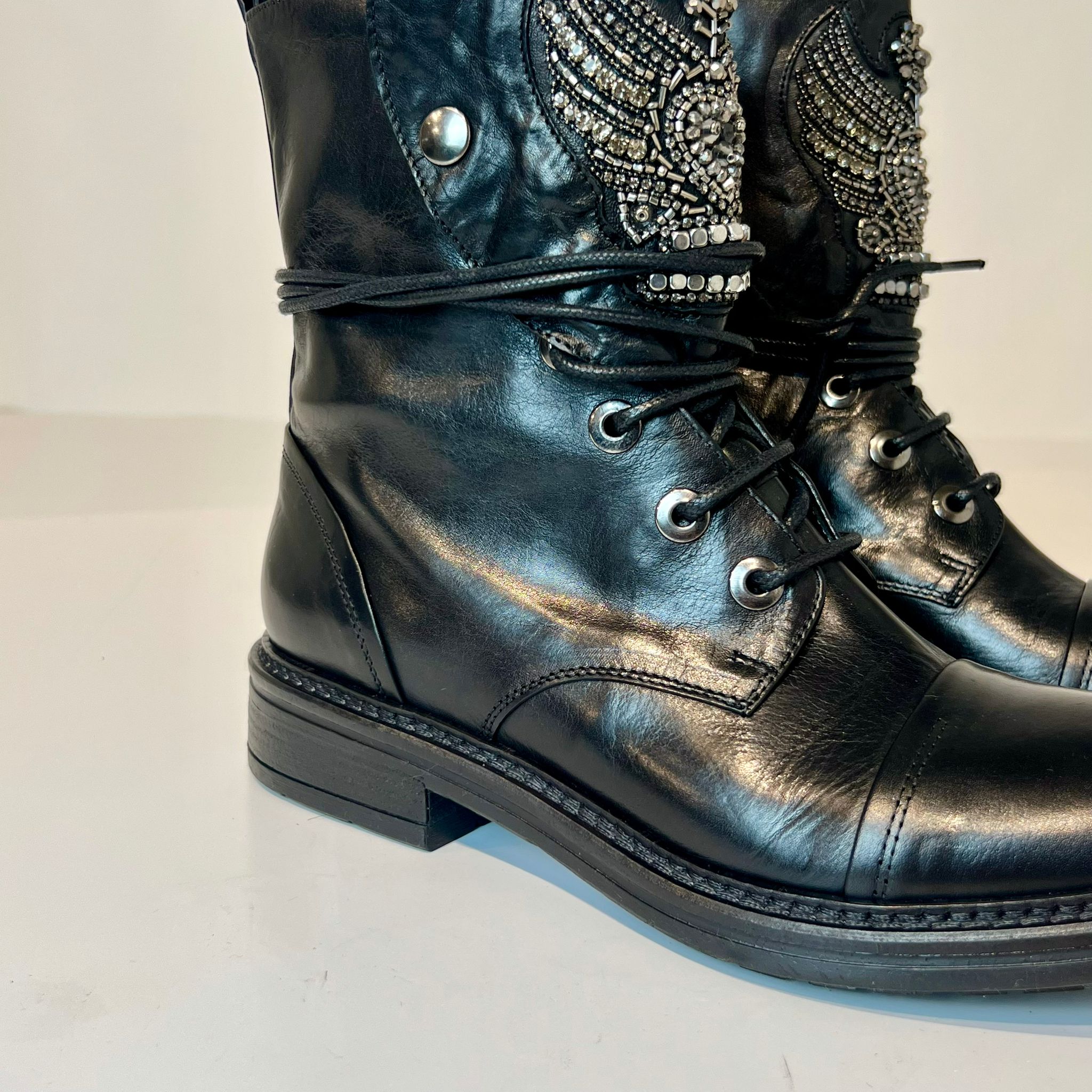 W5-9290 Anfibio Strass Beta Lux Nero