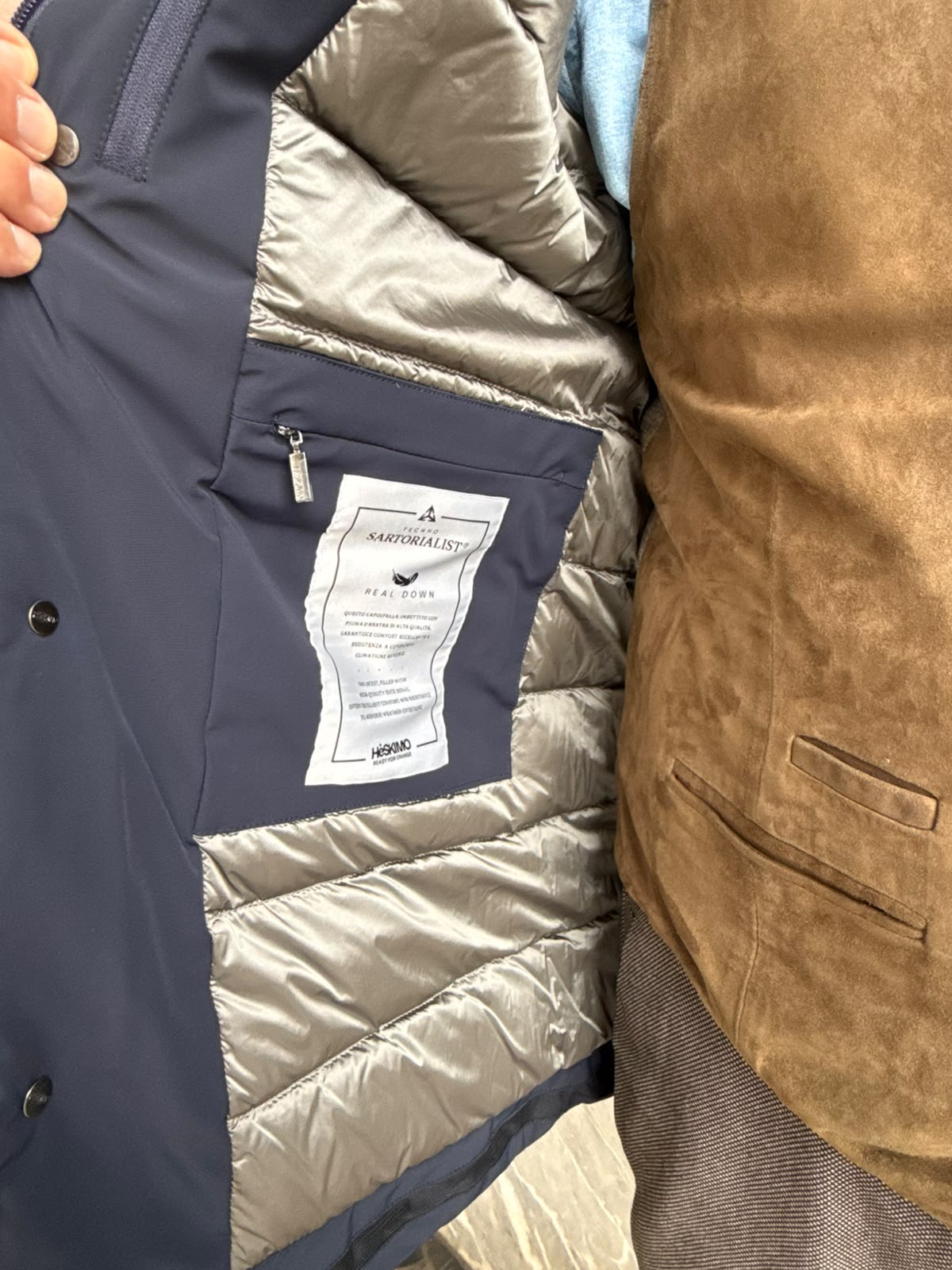 W6-0007 Trench Piuma Blue Man