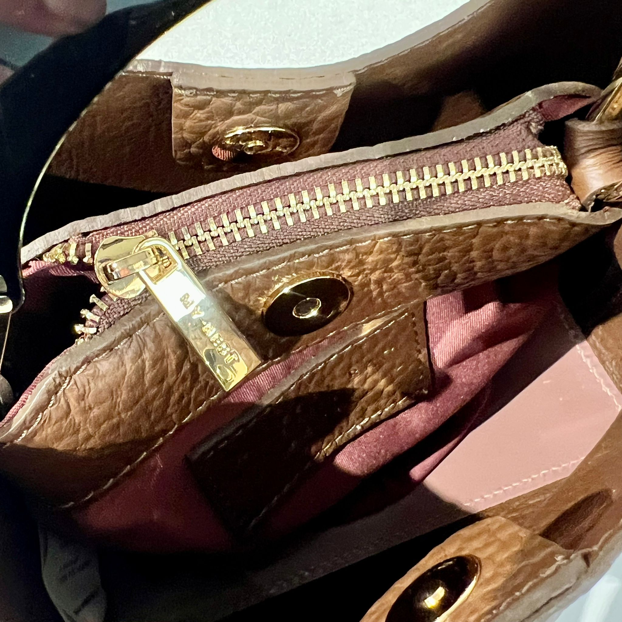 W5-1033 INGRID QUINTINO Borsa Piccola Noce