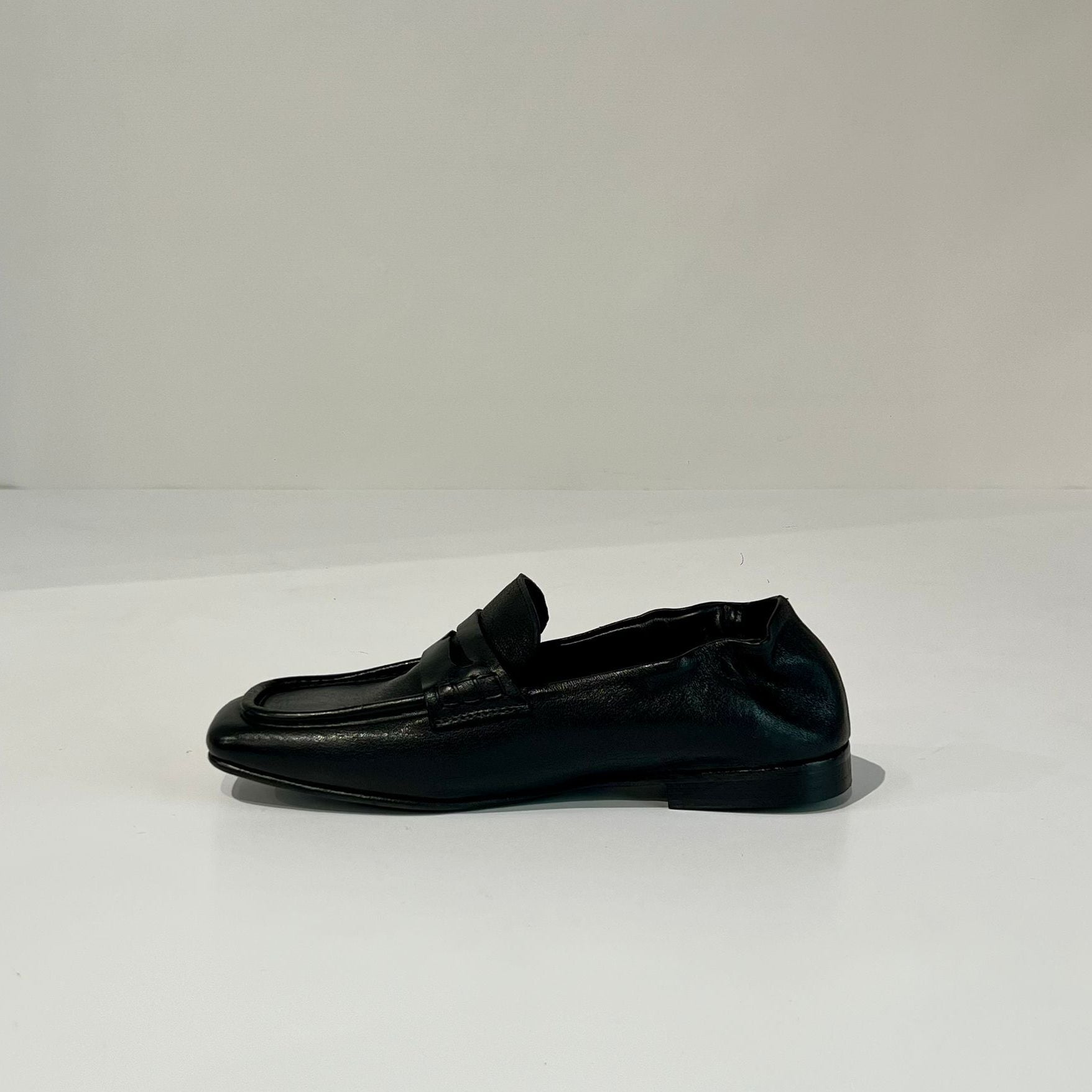 S6-IVY12 Mocassino Quadro Nero Woman