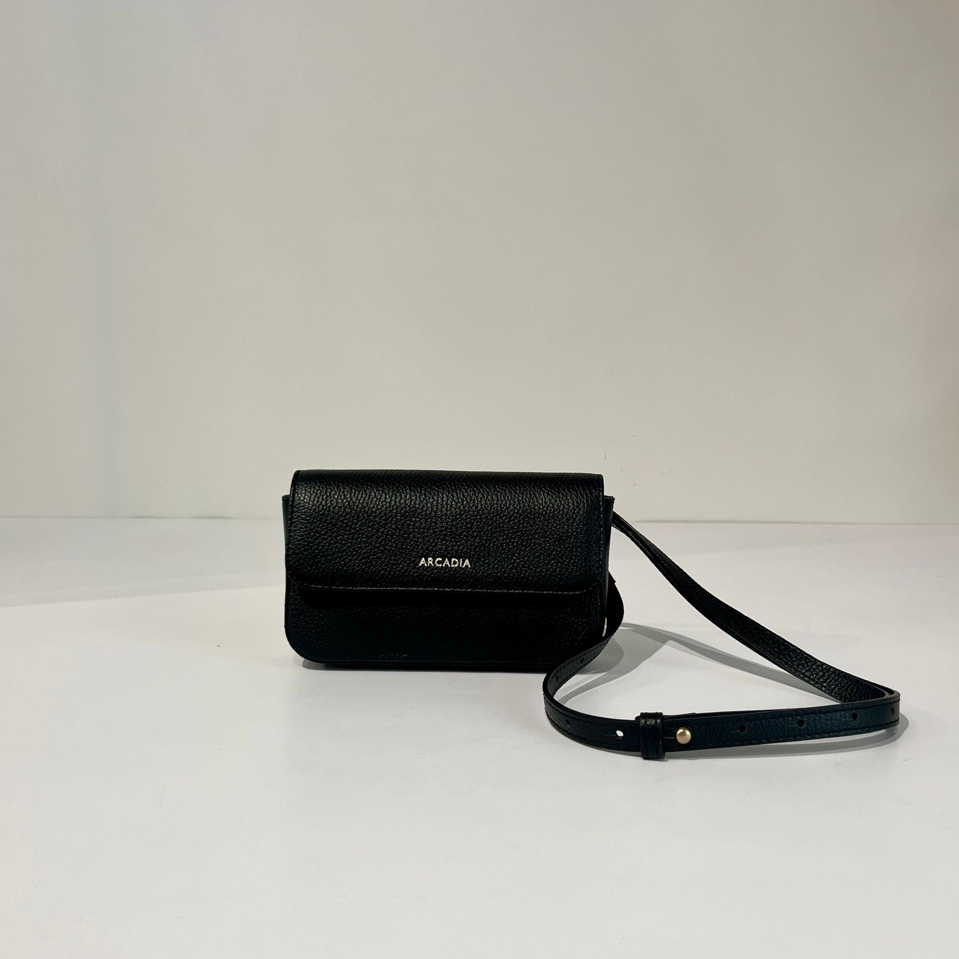 S6-1178 ISOTTA Borsa Doll Black
