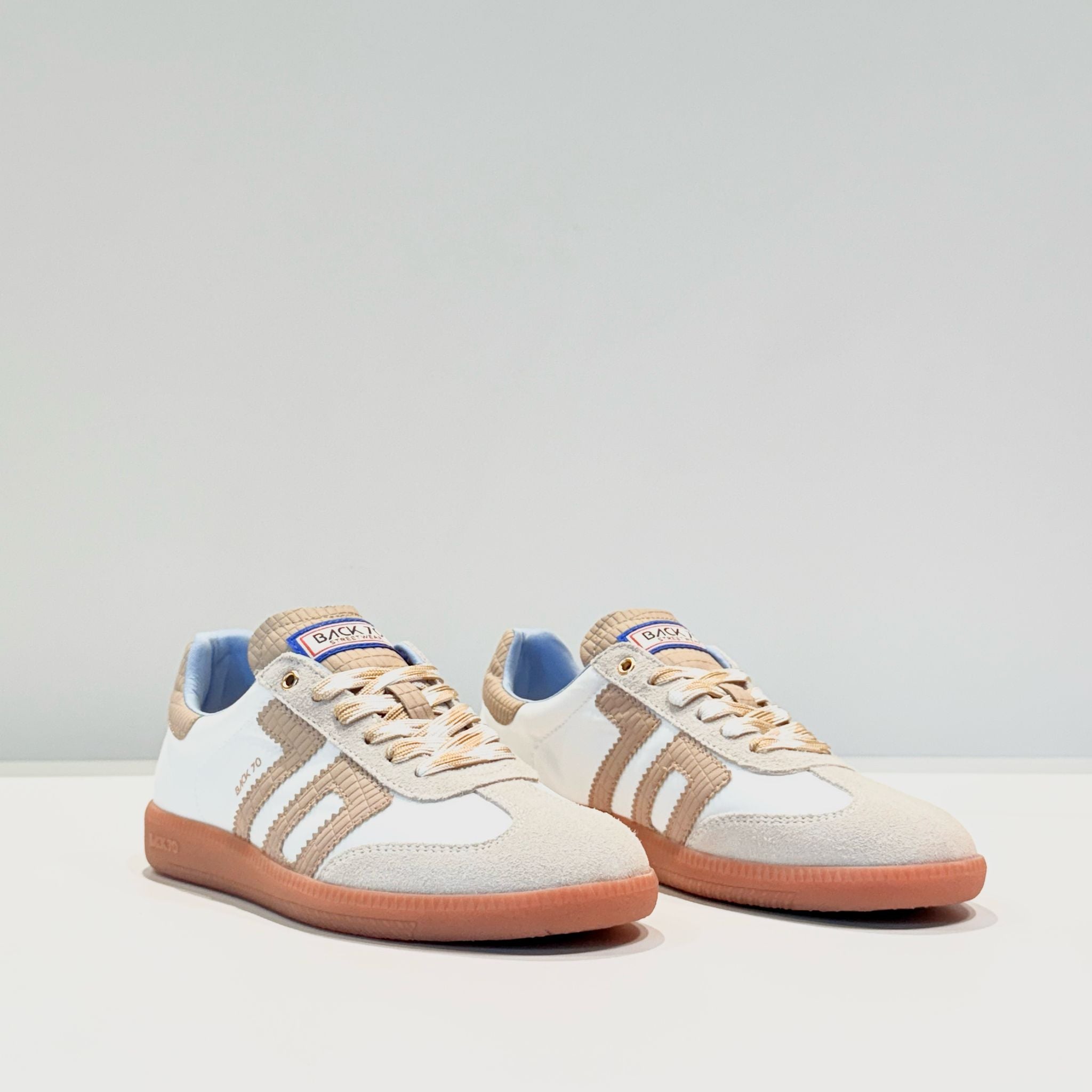 DS5-GHOST Ecru Croc Woman