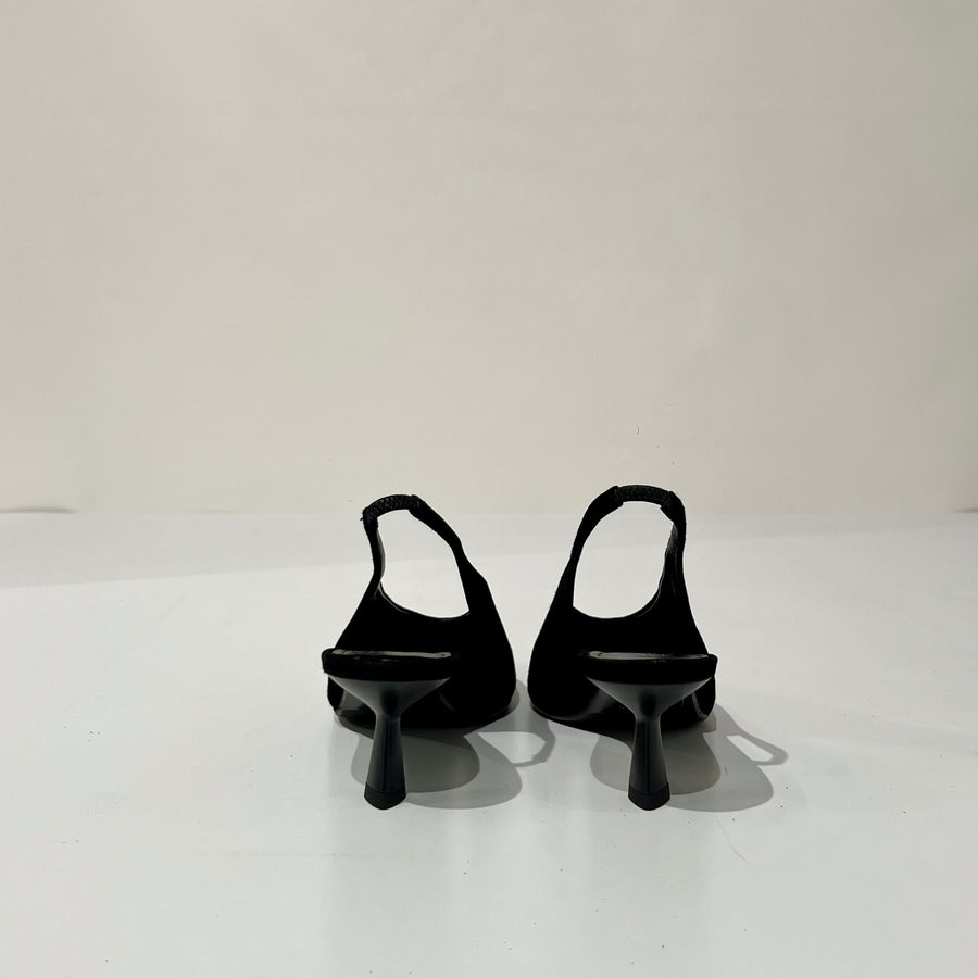 W5-2738 Chanel Camoscio Nero