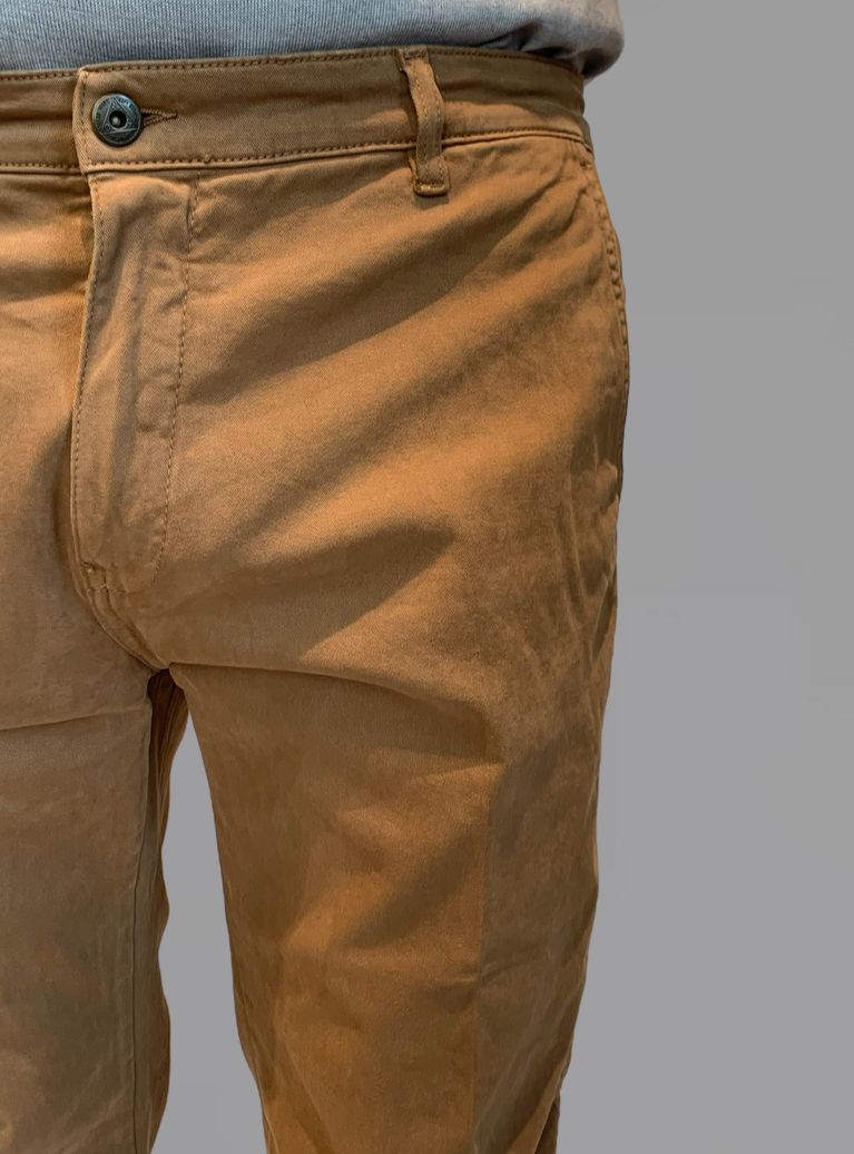 UW4- Pantalone Chino Smart Read Camel Man