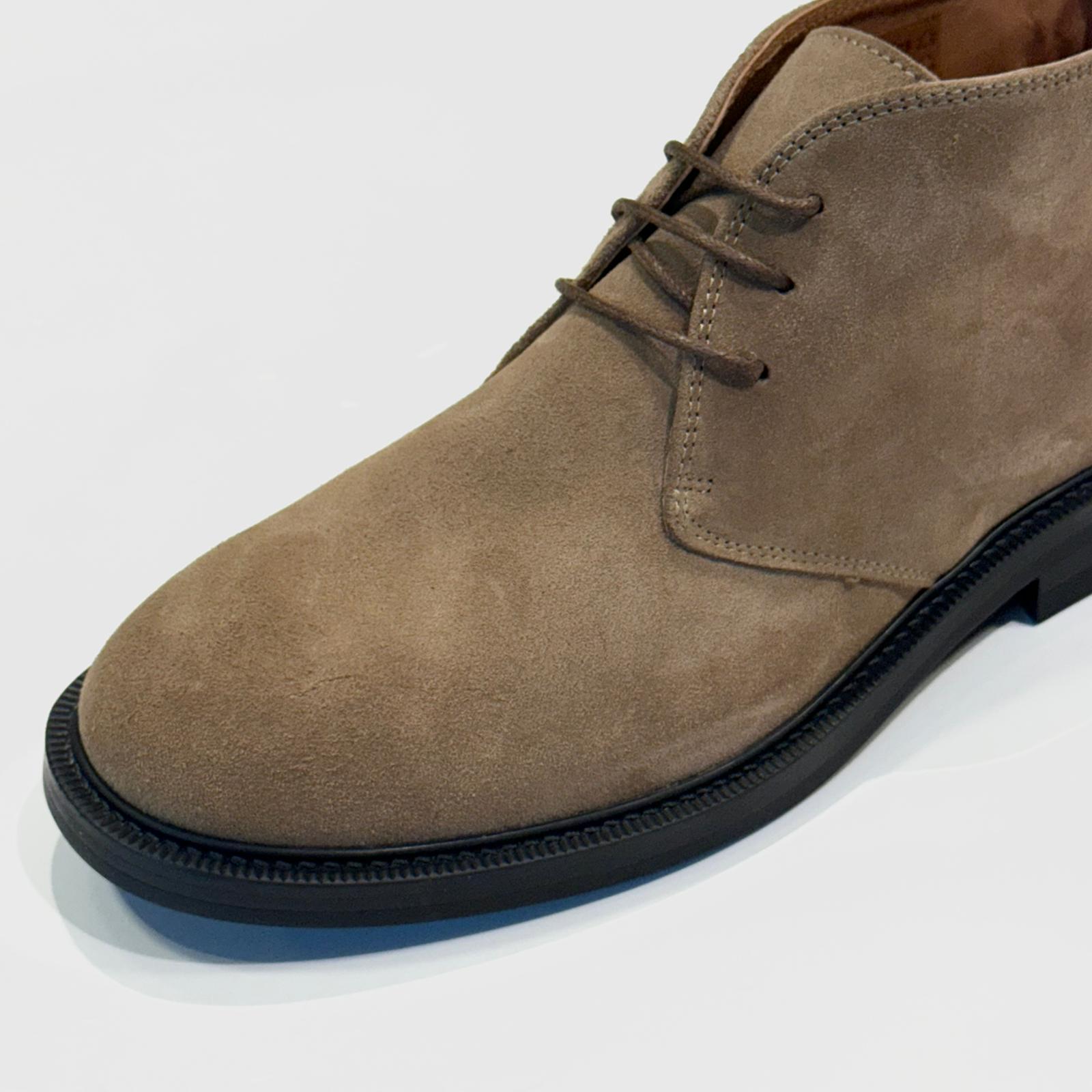 W5-073 Polacco Camoscio Taupe 540 Man