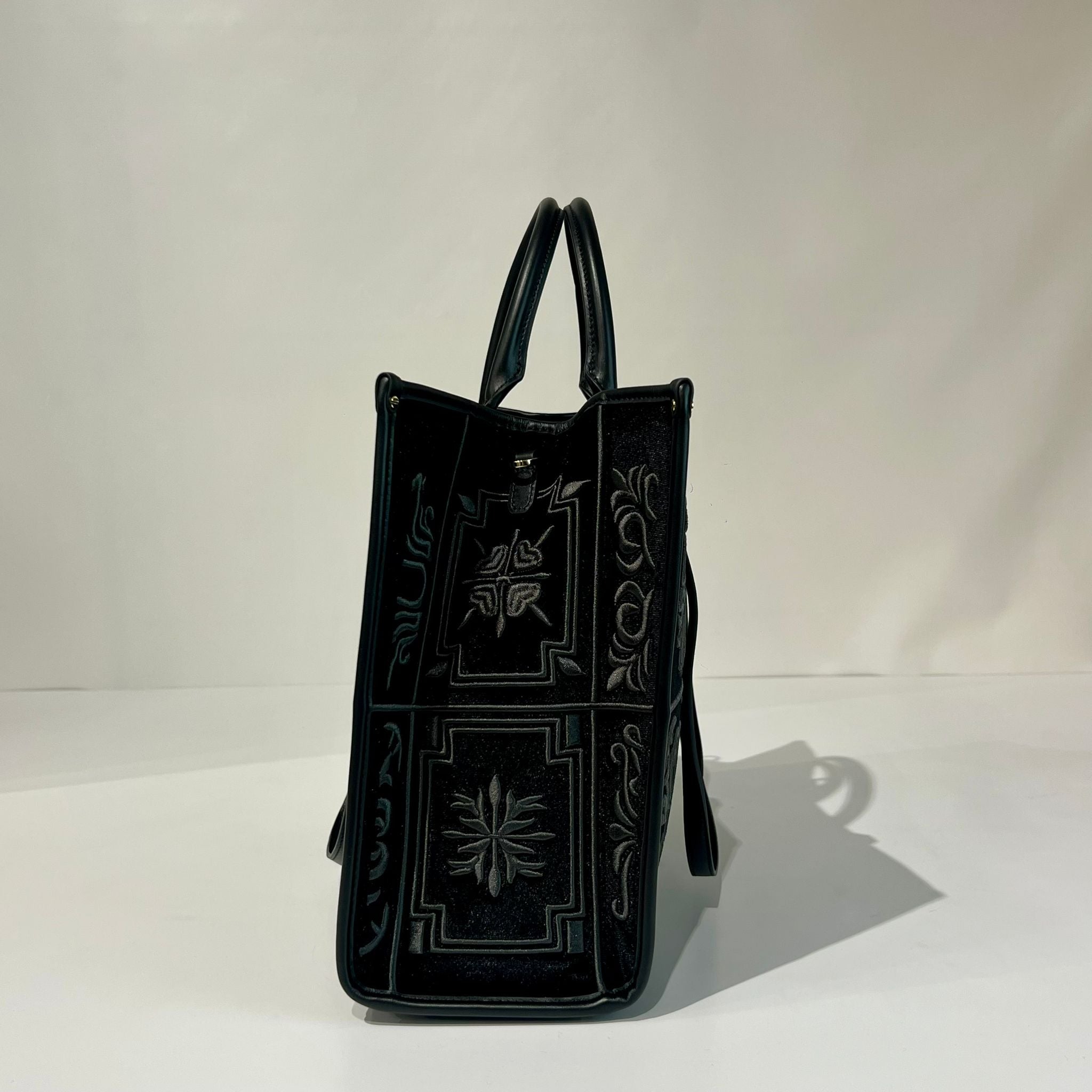 W5-1002 ATENA LISBONA Shopper Media Black Tie