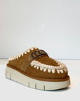 W4-Bounce Clog Metal Logo Cognac