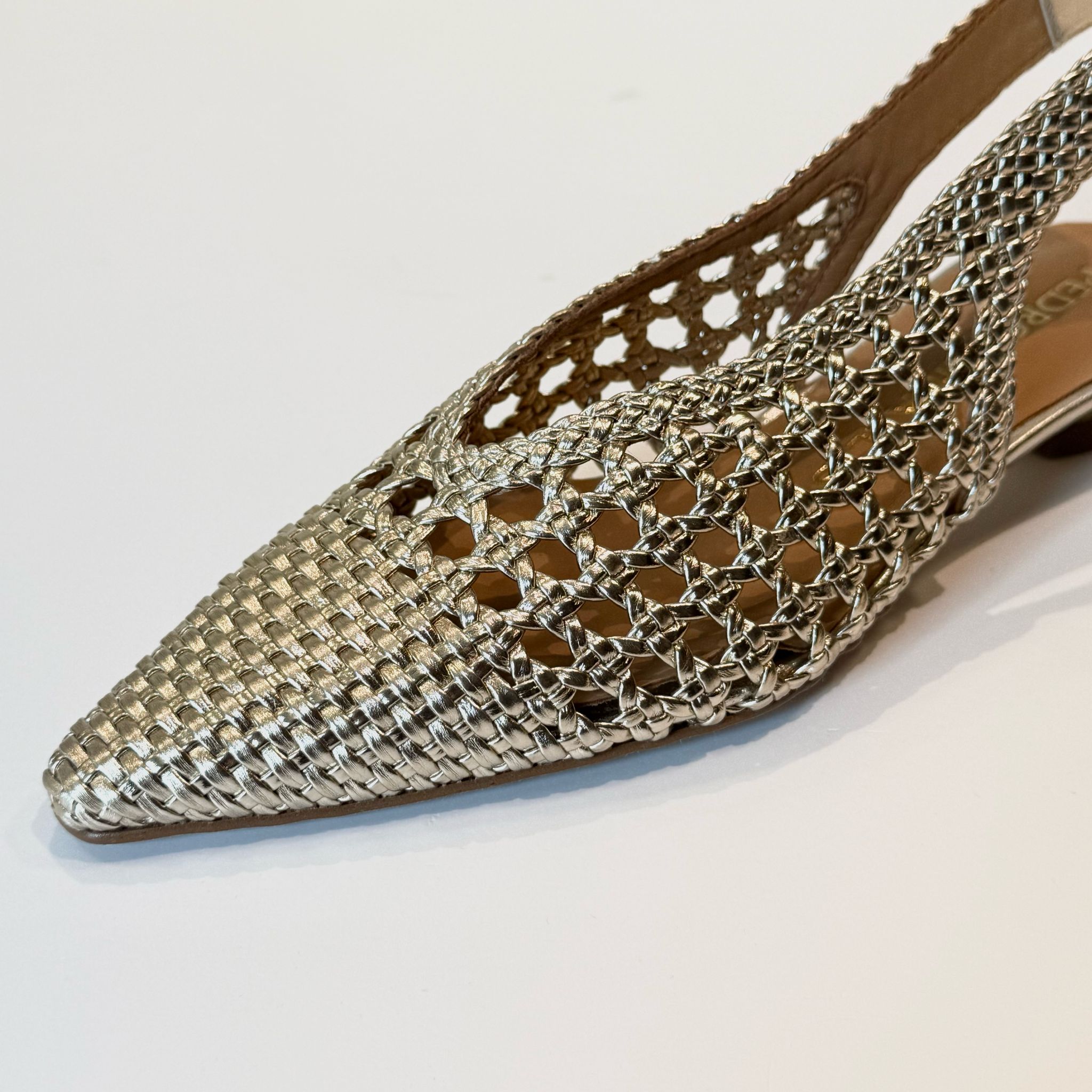 S5-17766 Chanel Intrecciato Platino