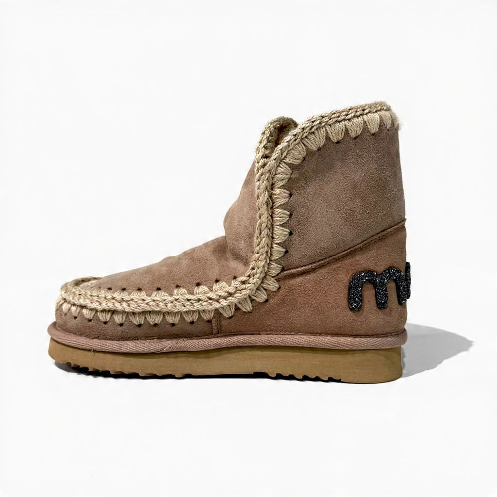 W6-Eskimo 18 Glitter Logo Camel