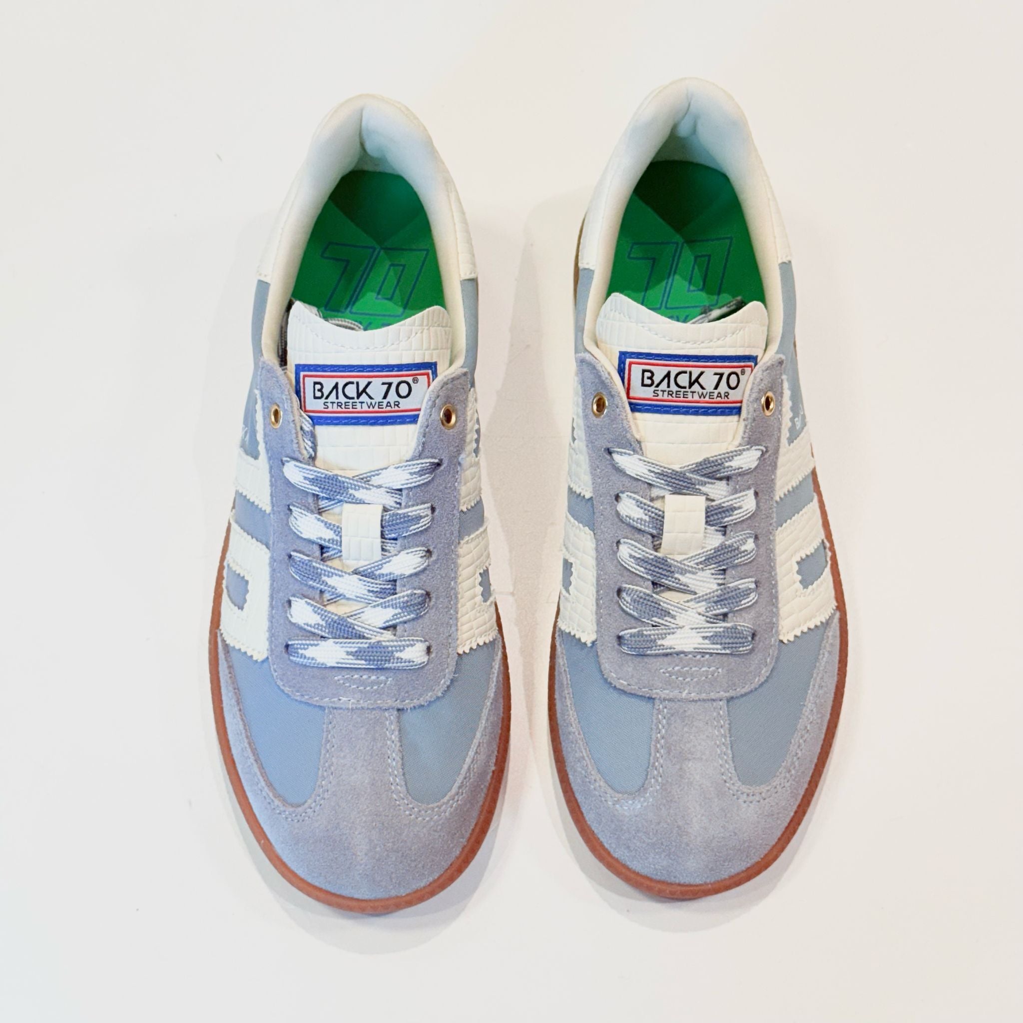 DS5-GHOST Suede Sky Woman