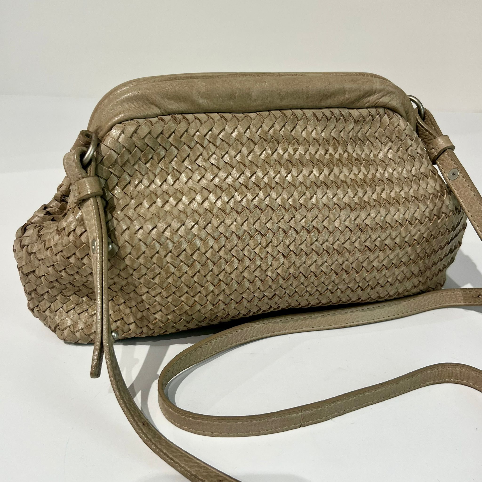 S6-1104 Borsa Clutch Intrecciata Sand 052
