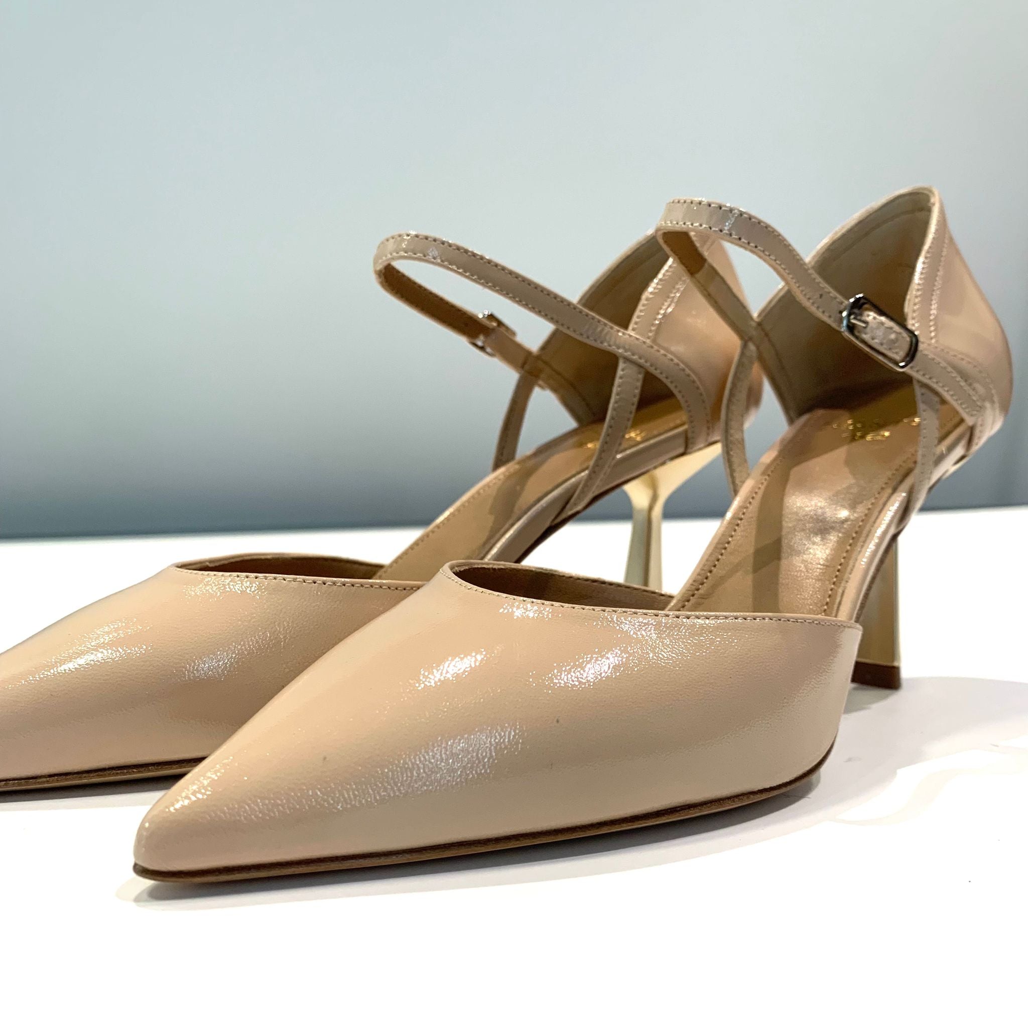 S4-2229 Decollètè Cinturino Nude