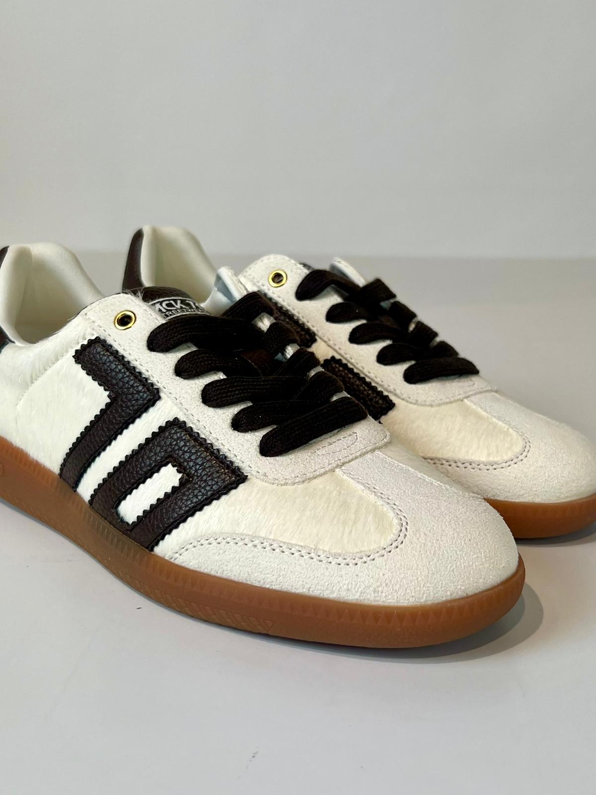 DW5-CLOUD TONGUE White Coffee 45