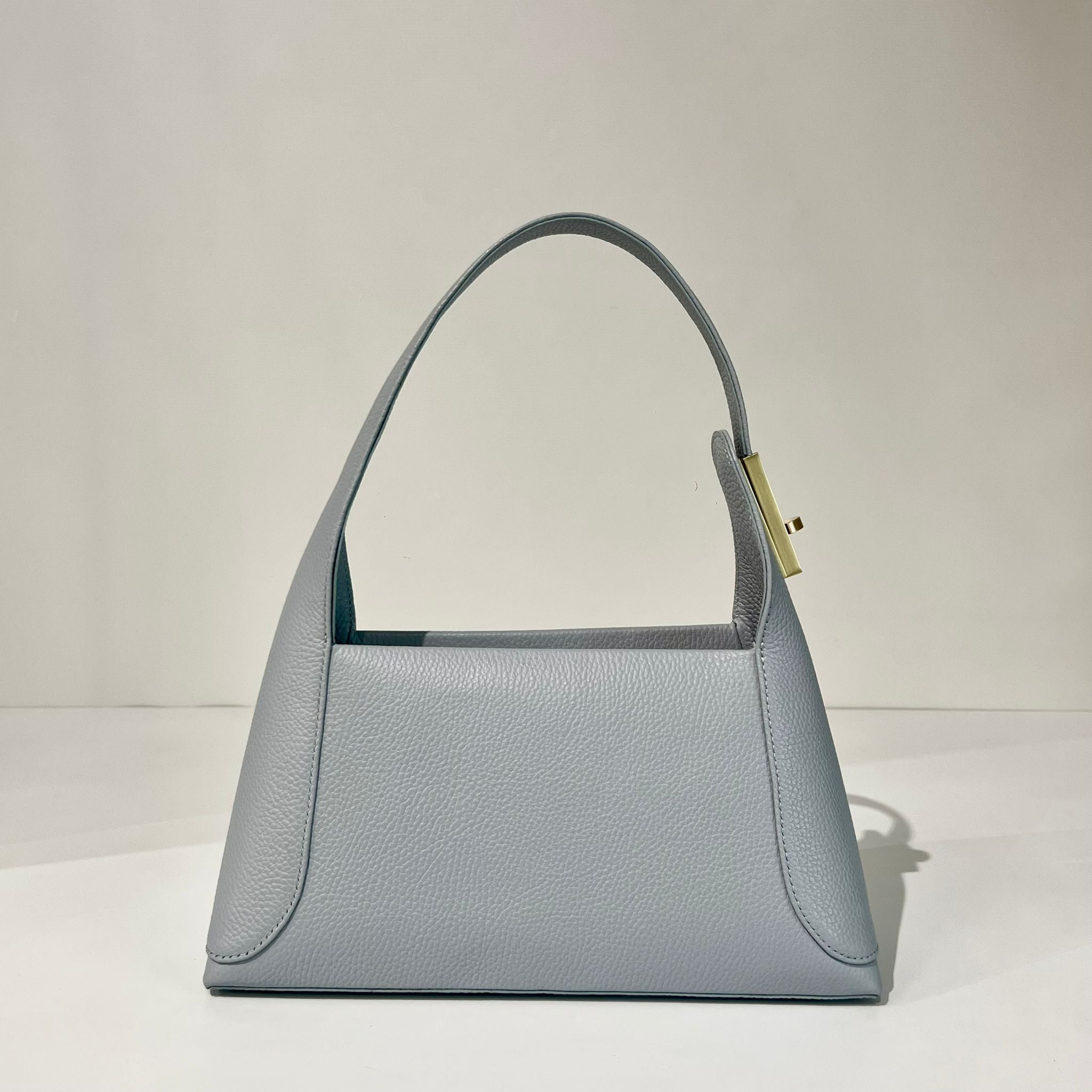S6-9059 NYMERA HOBO Borsa Doll Cloud